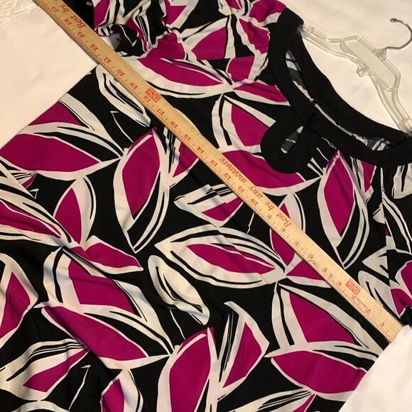 Chicos Size 3 purple, black & white flowy dress. Great for all seasons w/jacket - Picture 7 of 10